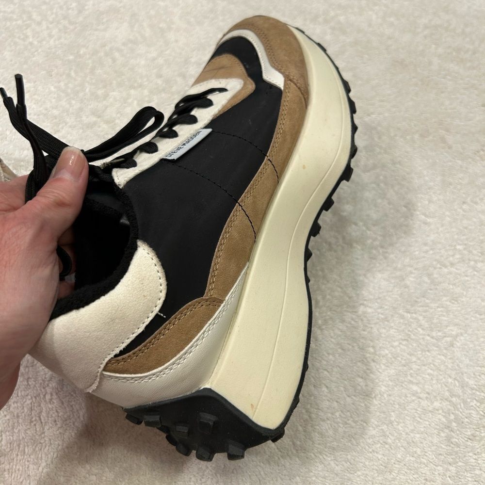 Steve Madden Black and Brown Sneakers with Suede and Leather - Picture 8 of 8